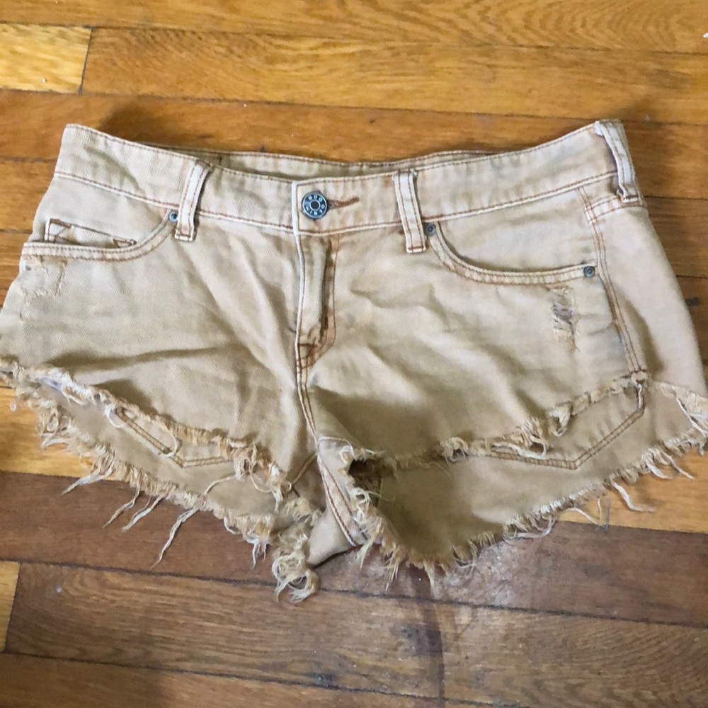 BDG shorts size 27